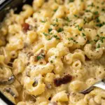 Slow Cooker Cajun Mac and Cheese