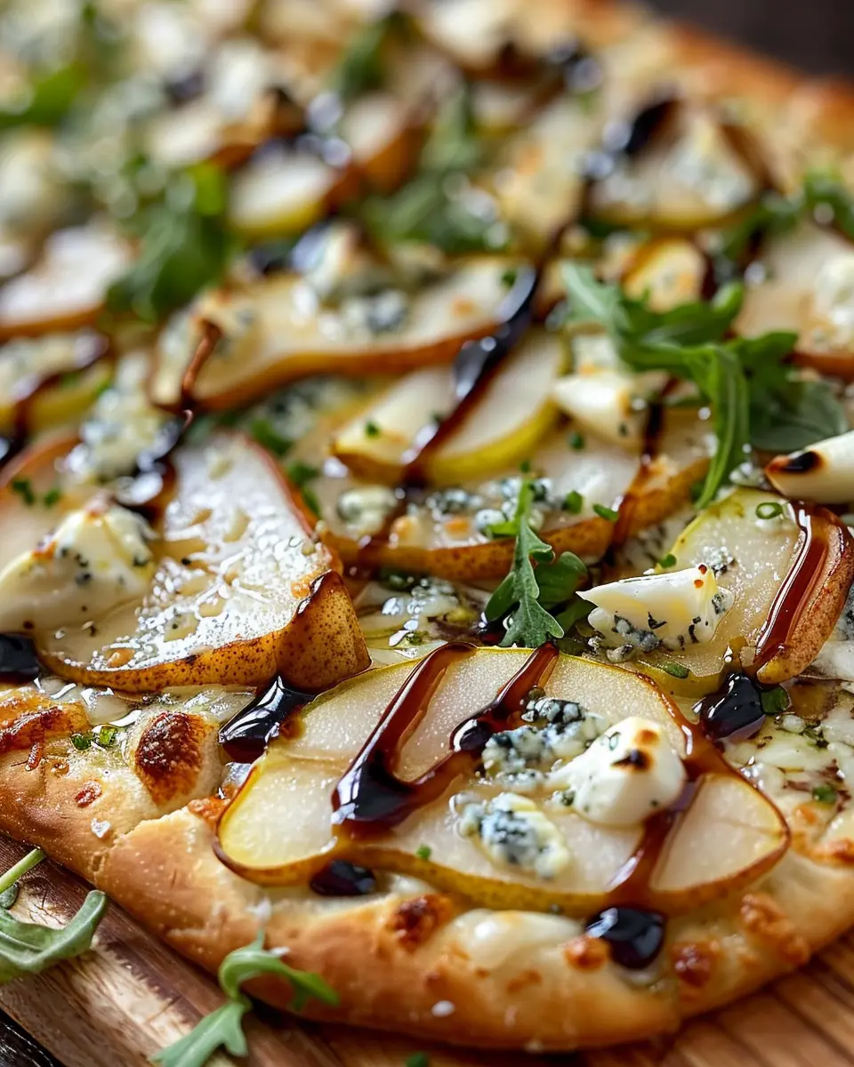 Pear and Gorgonzola Flatbread: Easy Harmony of Flavors to Try